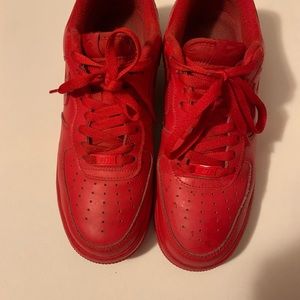 Red nike AF1